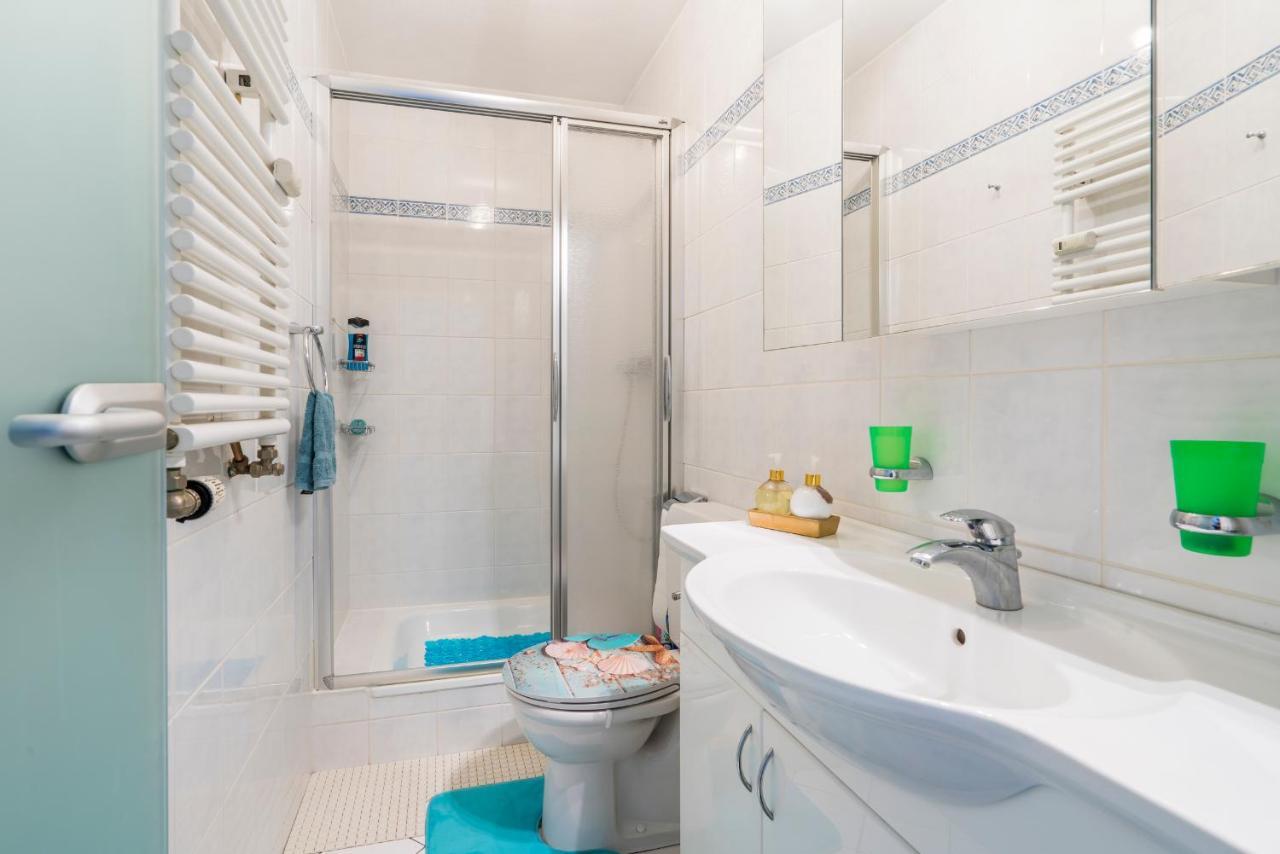 Luxueuze vakantiestudio met zeezicht en terras in Oostende Buitenkant foto