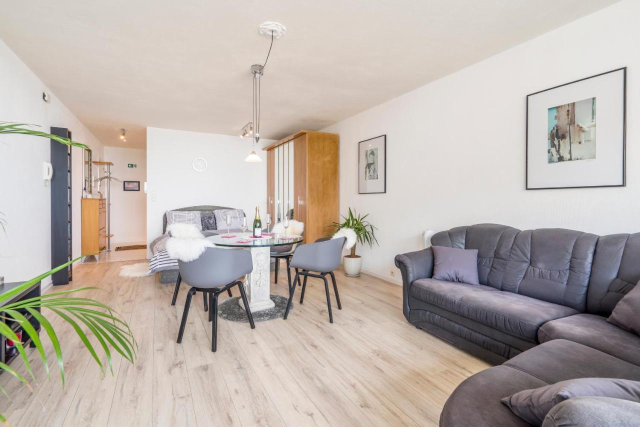 Luxueuze vakantiestudio met zeezicht en terras in Oostende Buitenkant foto